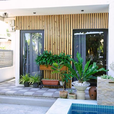 Urban Oasis Resort, Tarlac Exterior photo