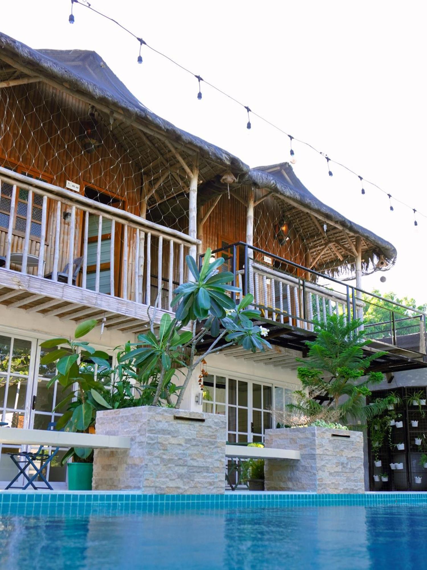 Urban Oasis Resort, Tarlac Exterior photo
