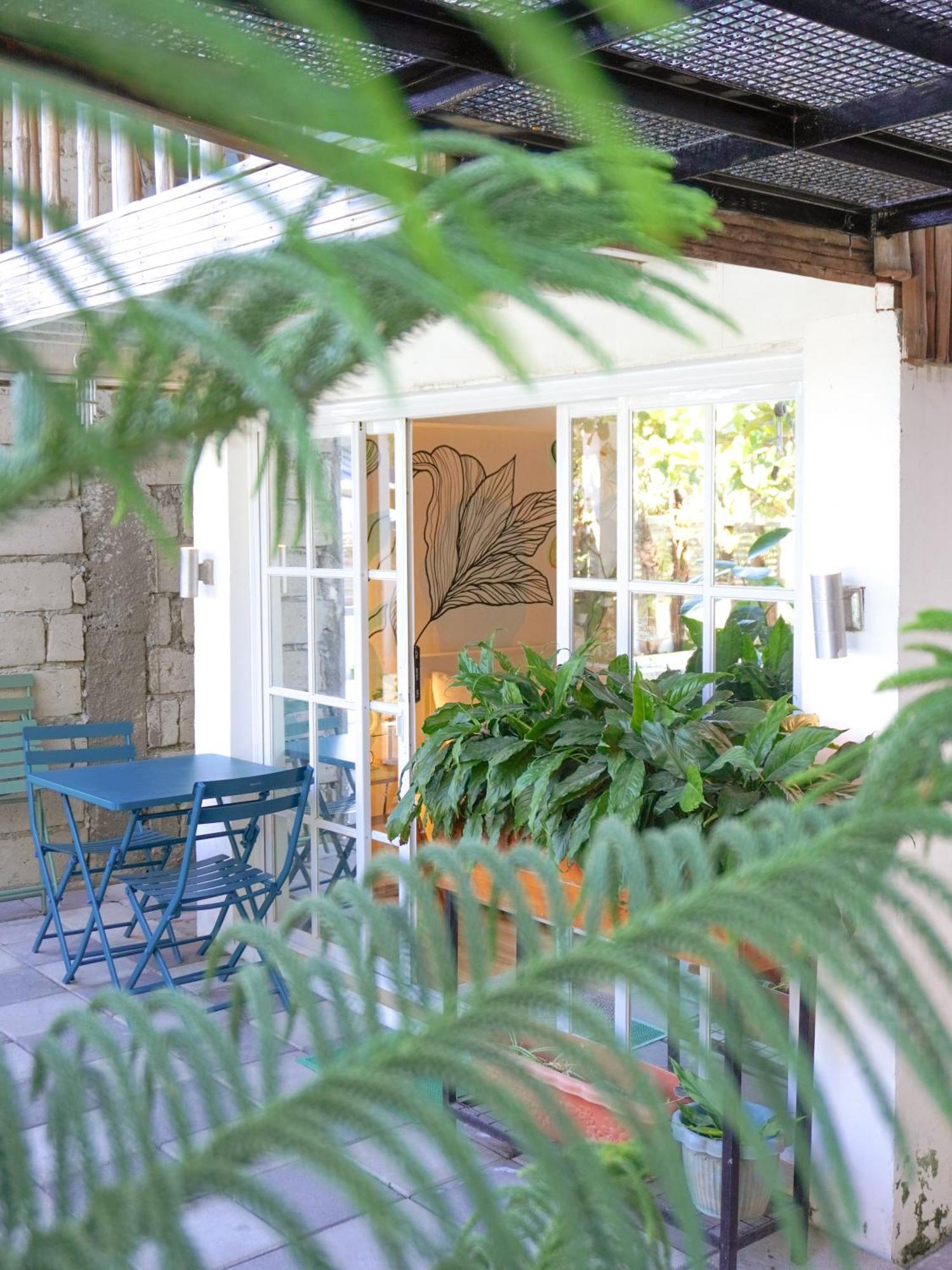 Urban Oasis Resort, Tarlac Exterior photo
