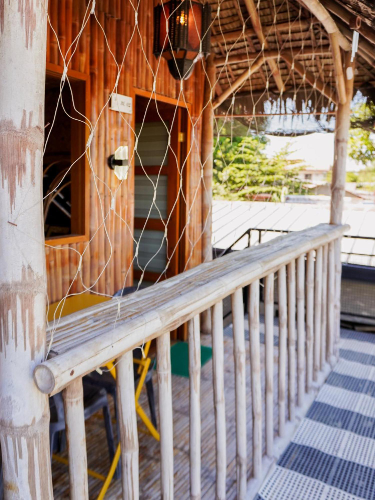 Urban Oasis Resort, Tarlac Exterior photo